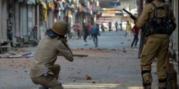 Indian forces arrest two Kashmiris in IIOJK