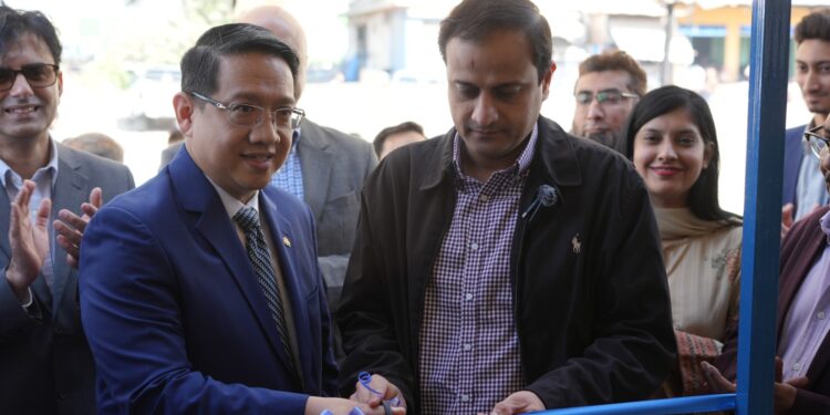 Mayor Karachi Murtaza Wahab inaugurates Nestlé Pakistan & Port Qasim Authority Clean and Safe Drinking Water Facility in Karachi