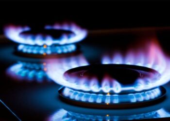 SNGPL to cut gas supply to consumers using compressor