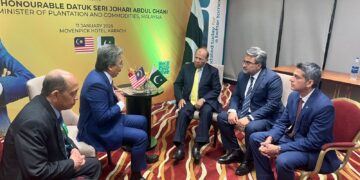 Chairman PNSC,met with Honorable Malaysian Minister for Plantation and Commodities.