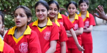 IR, students interested in scenics and technology