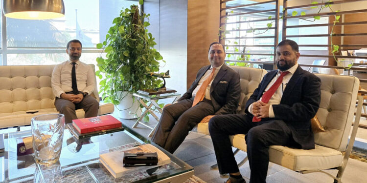 Imran Hleem Sheikh Deputy CEO Bank Islami Pakistan visited Meezan Bank Head Office,