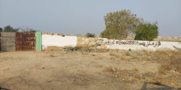 Sindh housing society residents seek protection from land mafia