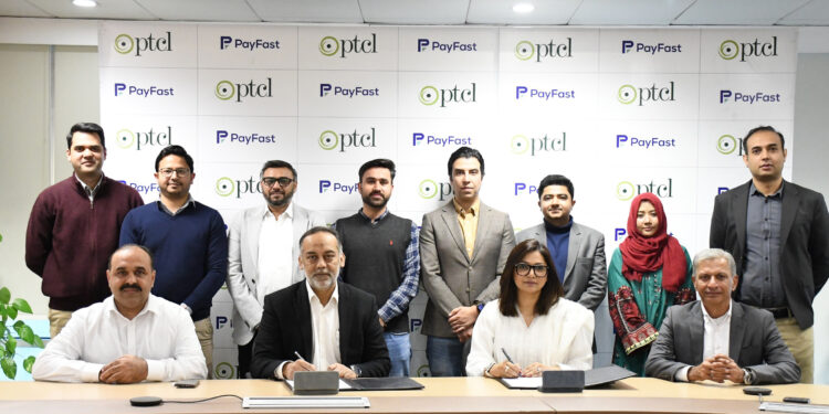 PTCL Introduces Industry-First WhatsApp-Based Bill Payment Solution in Pakistan