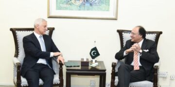 FM meets Group Chief Executive of Standard Chartered Bank