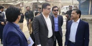  Commissioner Karachi, visited the District  Central and chaired a meeting at the Deputy Commissioner