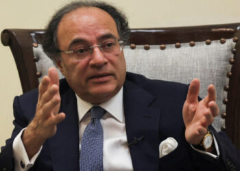 Govt announces major expenditure cuts, trims vacant posts