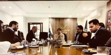 Director General Engineering & Minerals (E&M) Division-II/Punjab Region-II, Mr. M. Khalid Rasool, along with his team, visited the Head office of the Punjab Small Industries Corporation (PSIC) at Lahore