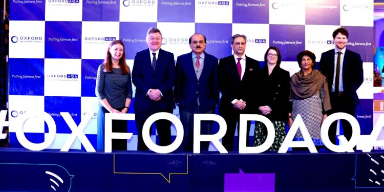 Revolutionizing Learning-OxfordAQA Leads the Charge in Education Innovation We are charting a way forward for modern education: Special Secretary, Mohyuddin Ahmad Wani addresses school leadership conference in Islamabad.