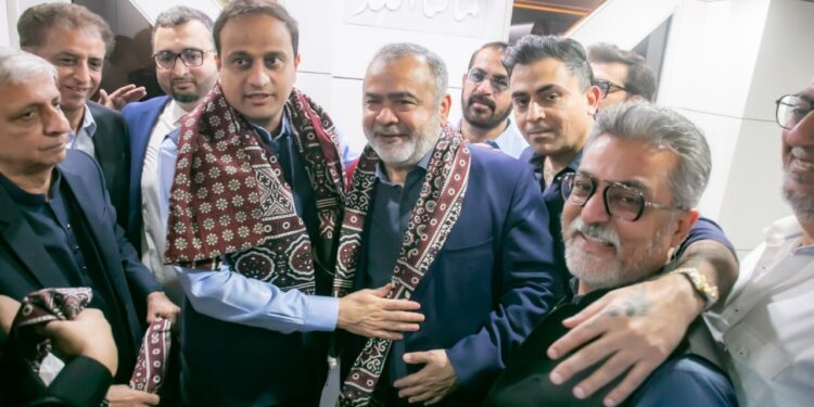 Master plan being devised to revitalize roads, sewerage in Jodia Bazaar & Kapra Market: Murtaza Wahab