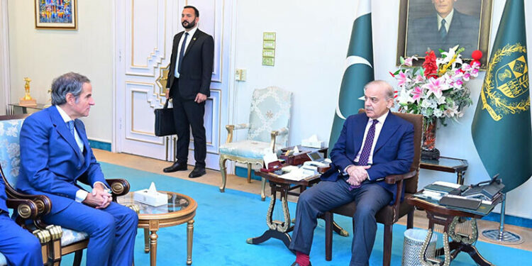 IAEA Chief Grossi Discusses Peaceful Use of Nuclear Technology with PM Shehbaz Sharif