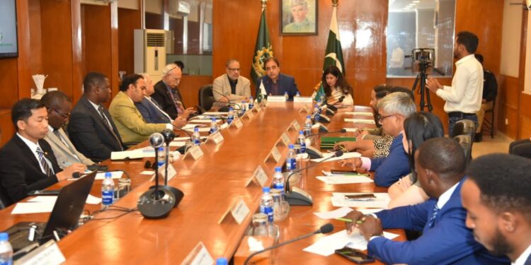 Diplomats Briefed on Economy & Trade at FPCCI Atif Ikram Sheikh, President FPCCI