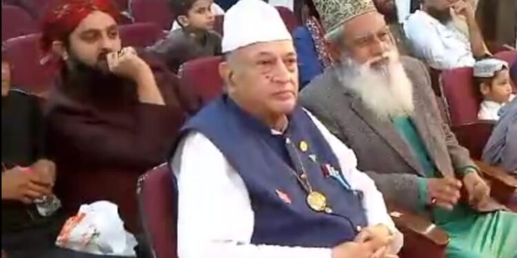 The annual Hasan Qiraat and Naat Khawani competition was organized by the All Pakistan Memon Federation at the Memon Federation Hall.