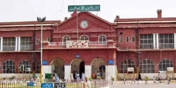 Two patients die, 18 suffer reactions from substandard injections in Mayo Hospital