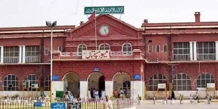 Two patients die, 18 suffer reactions from substandard injections in Mayo Hospital