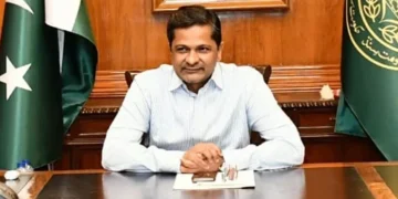 Authorities impose Rs1.59m fine on hoarders on first day of Ramazan: Karachi commissioner