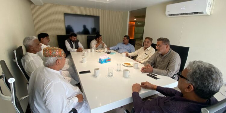 Concern raised over police inaction in armed attack on the Roza of Bibi Maham;