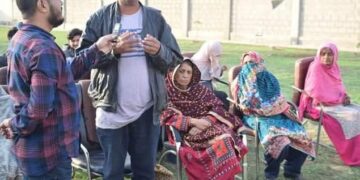 Prolonged Unscheduled Power Outages in Ibrahim Haidri Leave Residents Struggling