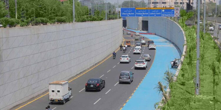 Lahore Unveils Route 47: Pakistan’s First Smart Road That Produces Electricity