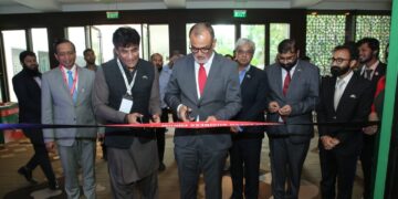 Key milestones were achieved in strengthening trade ties between Pakistan and Bangladesh textile sectors during a recent visit, marked by the signing of three crucial Memorandums of Understanding (MoUs).