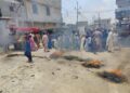 Ibrahim Hyderi: Residents of Umar Colony Protest Against K-Electric, Roads Blocked and Tires Set on Fire