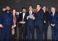 Ishtiaq Baig receiving DISCON-25 shield from Yousuf Raza Gilani