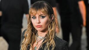 1318701_9610403_mileycyrussss_updates