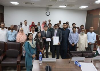 The Consul General of Japan in Karachi Attends the Book Handover Ceremony at the University of Karachi Under the “READ JAPAN PROJECT”