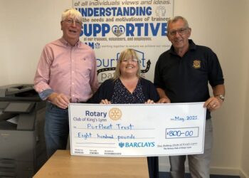 Rotary donation to the Purfleet Trust