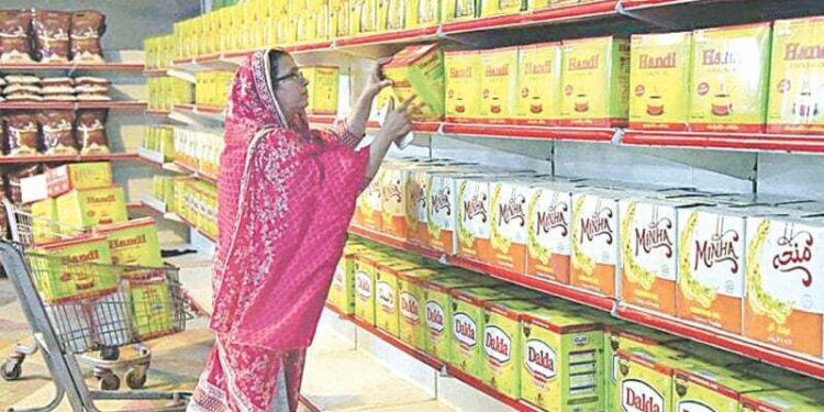 Ghee, Cooking Oil Prices Surge by Up to Rs20 Per Kg Ahead of Budget