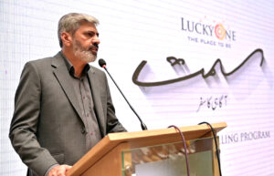 Picture 2 - LuckyOne Mall Launches SIMT A Career Counseling Initiative Honoring Pakistan’s Unsung Heroes