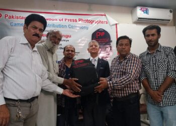 At the annual ceremony of PAPP held at the Karachi Press Club, the Consul General of Türkiye, Cemal Sanju,