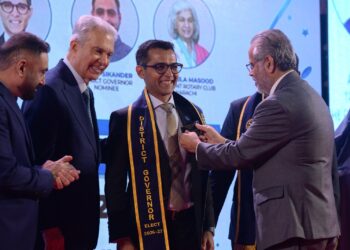 Shahzad Sabir Installed as District Governor Elect – Rotary International District 3271