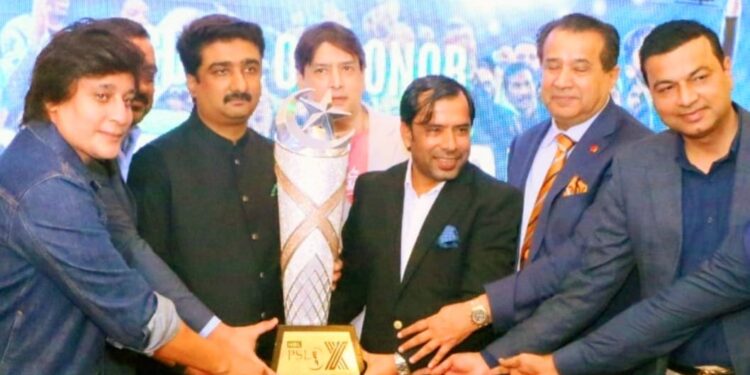 A Colorful Evening Featuring Artists and Cricketers