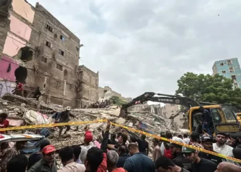 Karachi Building Collapse: Death Toll Rises to 9, Dozens Feared Trapped