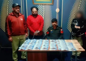 Karachi Couple Caught Distributing Fake Currency in Abbottabad; Rs136,000 in Counterfeit Notes Seized