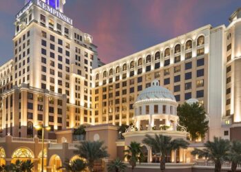 Stopover in Dubai: what to do, where to eat and where to stay