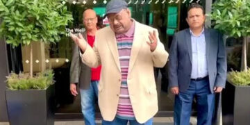 Altaf Hussain Discharged from London Hospital After Recovering from Serious Illness