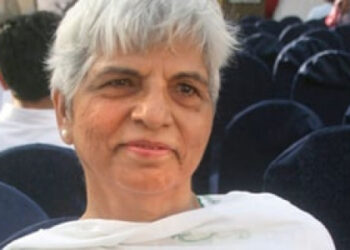 Pakistan Eye Bank Society receives Cornea donated by Zubaida Mustafa, and successfully transplants it to a blind person