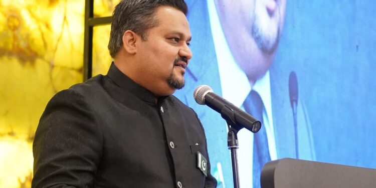 Zohaib Khan recognized as Pride of Pakistan