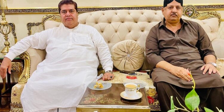 Important Meeting between Zahid Awan and Farooq Awan on Karachi’s Issues