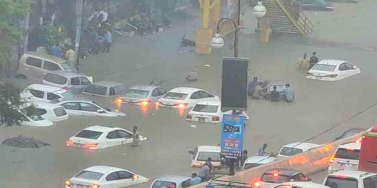Karachi Rain Havoc: Eight Dead, Sindh CM Declares Public Holiday Amid Urban Flooding