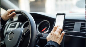 Ride-hailing-service-750x412-1