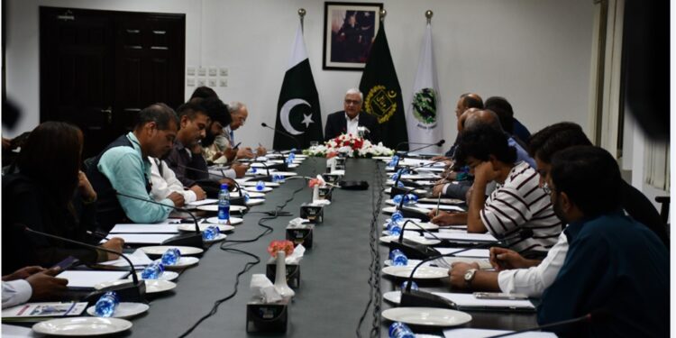 The Wafaqi Mohtasib Institution’s spectacular performance at home with regard to redressal of public complaints has won international recognition and acclaim.