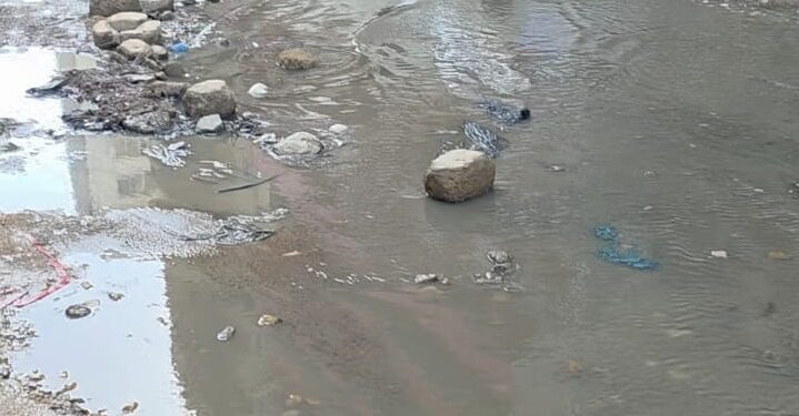 Gul Plaza Market on Marston Road in Deteriorating Condition – Sewage Water Accumulated