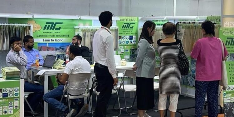 10 Pakistani Firms Showcase Products at Intertextile Shanghai and Yarn Expo