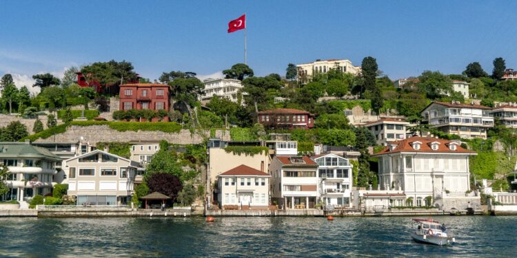 ?stanbul Among Europe’s Top City Escapes