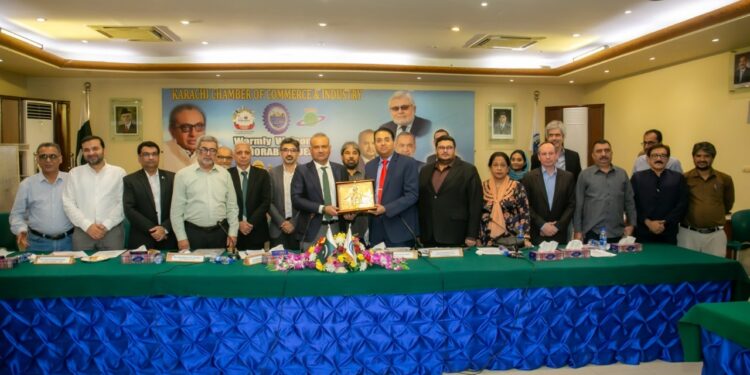 DG KDA Asif Jan Siddiqui Briefs KCCI on Greater Karachi Regional Master Plan 2047