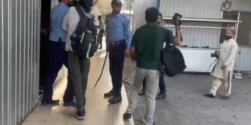 Islamabad Police Raid National Press Club, Journalists Assaulted; Outcry Erupts