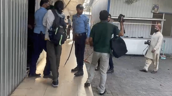 Islamabad Police Raid National Press Club, Journalists Assaulted; Outcry Erupts